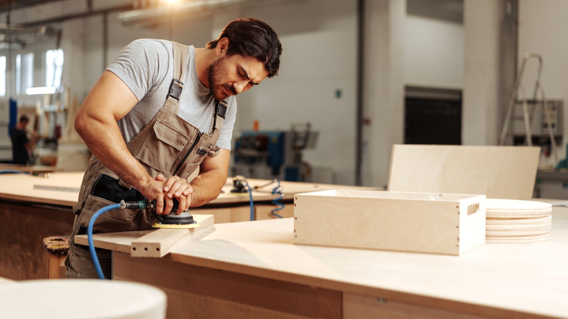contruction81624 picture of someone constructing furniture